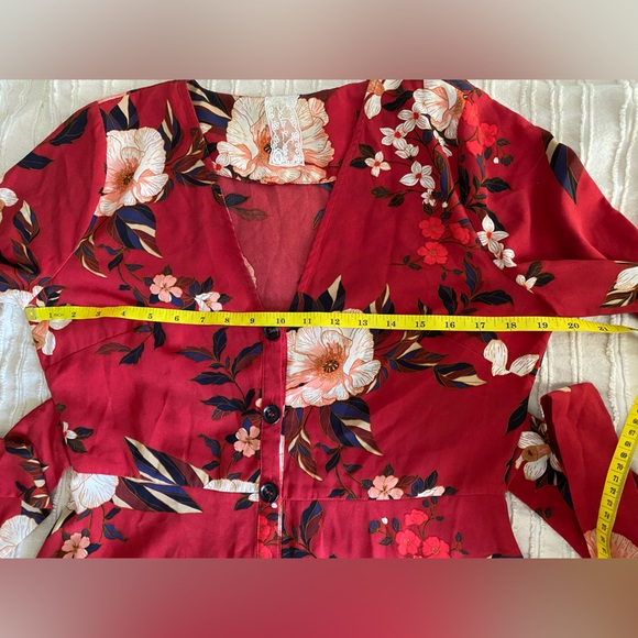 Sadie & Sage Floral Dress - Picture 15 of 15